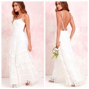 NWOT Lulus Beneath the Garden White Lace Dress